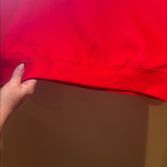 Macy's Balloonfest 2025 Red Sweatshirt  Unisex XL - Picture 8 of 9